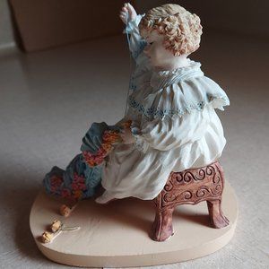 Vintage 1987 Maud Humphrey ''The Seamstress" Limited Edition Figurine H1309